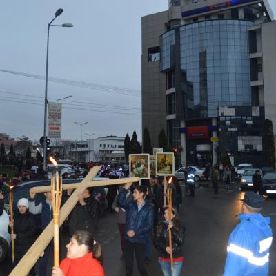 29 martie: Bacău "Sfântul Nicolae": Celebrarea Zilei Mondiale a Tineretului