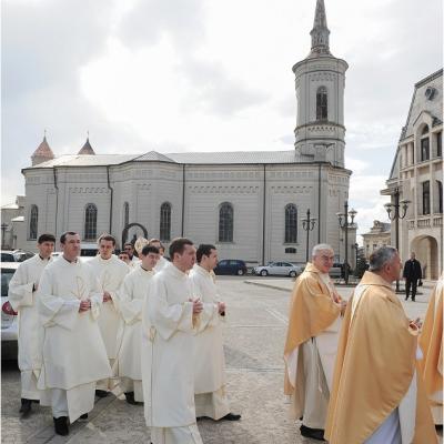 2 aprilie: Iaşi: Liturghia Crismei
