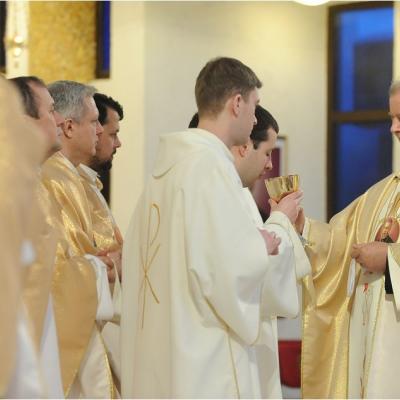 2 aprilie: Iaşi: Liturghia Crismei