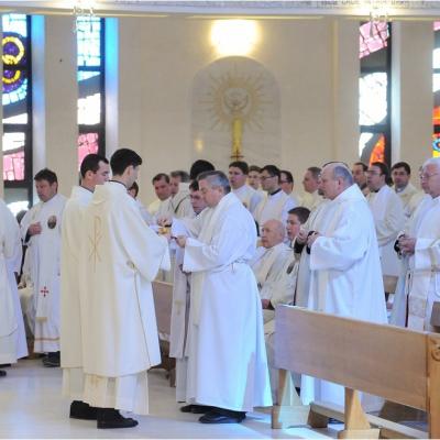 2 aprilie: Iaşi: Liturghia Crismei