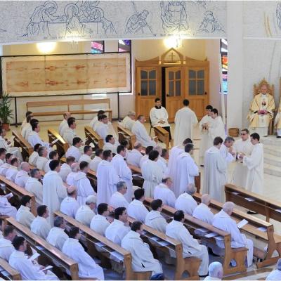 2 aprilie: Iaşi: Liturghia Crismei