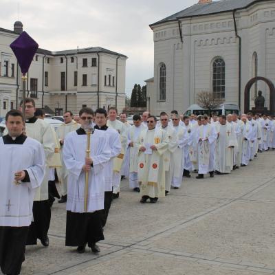 2 aprilie: Iaşi: Liturghia crismei. Foto: Ionuţ-Gabriel Giurgică