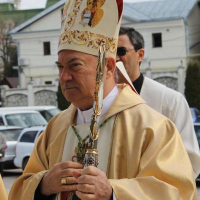 2 aprilie: Iaşi: Liturghia crismei. Foto: Ionuţ-Gabriel Giurgică