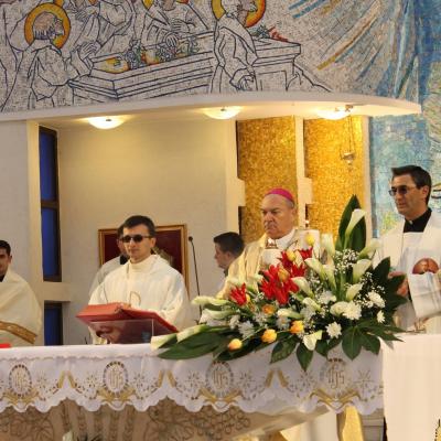2 aprilie: Iaşi: Liturghia crismei. Foto: Ionuţ-Gabriel Giurgică