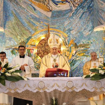 2 aprilie: Iaşi: Liturghia crismei. Foto: Ionuţ-Gabriel Giurgică