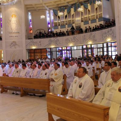 2 aprilie: Iaşi: Liturghia crismei. Foto: Ionuţ-Gabriel Giurgică