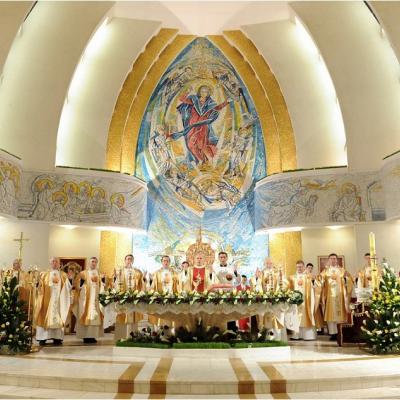 5 aprilie: Iaşi: Noaptea de Înviere la catedrală
