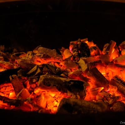 5 aprilie: Iaşi: Noaptea de Înviere la catedrală. Foto: Claudiu Bîrliba