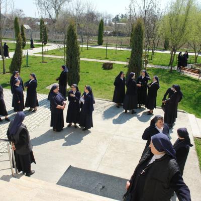 11-18 aprilie: Bacău: Zile de har şi reînnoire de voturi