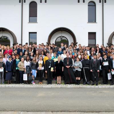 15-18 aprilie: Ciofliceni-Snagov: Olimpiada naţională de religie, cultul catolic
