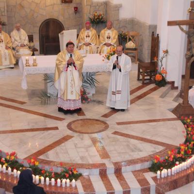 18 aprilie: Luncani: Întâlnirea cardinalului Braz de Aviz cu superiorii majori şi superioarele majore