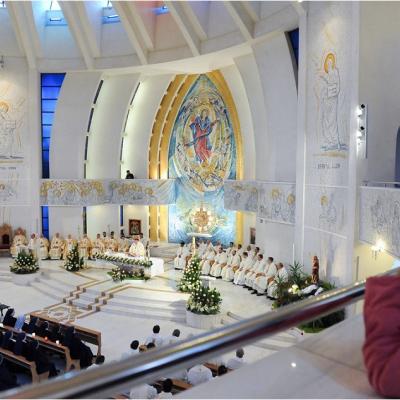 19 aprilie: Iaşi: Liturghie dedicată persoanelor consacrate, prezidată de cardinalul João Braz de Aviz