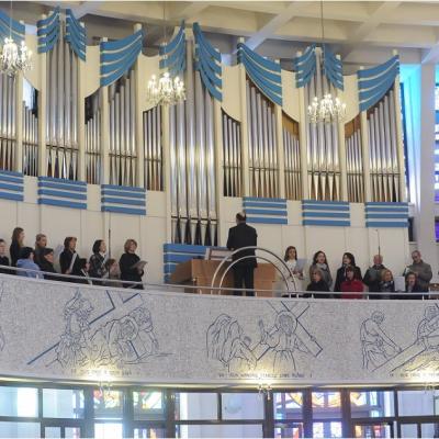 19 aprilie: Iaşi: Liturghie dedicată persoanelor consacrate, prezidată de cardinalul João Braz de Aviz