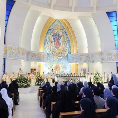 19 aprilie: Iaşi: Liturghie dedicată persoanelor consacrate, prezidată de cardinalul João Braz de Aviz