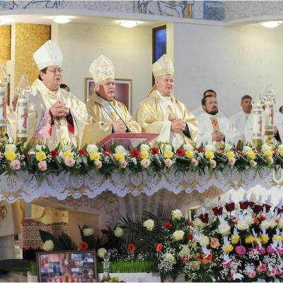 19 aprilie: Iaşi: Liturghie dedicată persoanelor consacrate, prezidată de cardinalul João Braz de Aviz