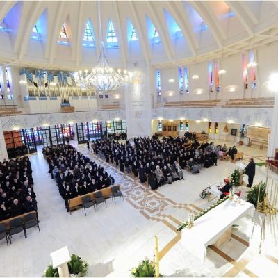 19 aprilie: Iaşi: Liturghie dedicată persoanelor consacrate, prezidată de cardinalul João Braz de Aviz