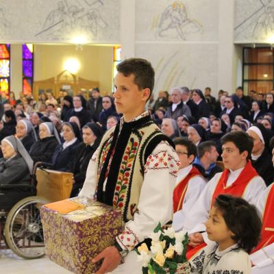 19 aprilie: Iaşi: Liturghie dedicată persoanelor consacrate, prezidată de cardinalul João Braz de Aviz. Foto: Ionuţ-Gabriel Giurgică