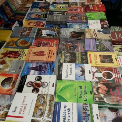 22-26 aprilie: Cluj-Napoca: Editura "Sapientia" la ediţia a XVI-a a Târgului Gaudeamus