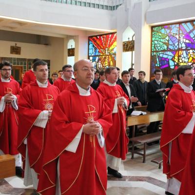 25 aprilie: Părinţii profesori franciscani din Roman în vizită la colegii lor din Iaşi