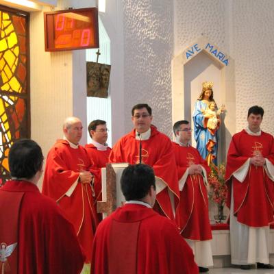 25 aprilie: Părinţii profesori franciscani din Roman în vizită la colegii lor din Iaşi