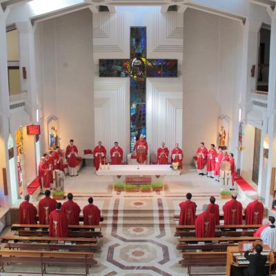 25 aprilie: Părinţii profesori franciscani din Roman în vizită la colegii lor din Iaşi