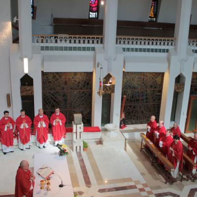25 aprilie: Părinţii profesori franciscani din Roman în vizită la colegii lor din Iaşi