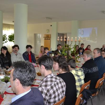 25 aprilie: Traian: Prin ercis.ro la Emaus