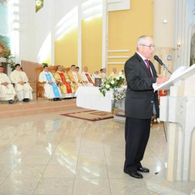 26 aprilie: Bacău "Fericitul Ieremia": Investirea noului paroh