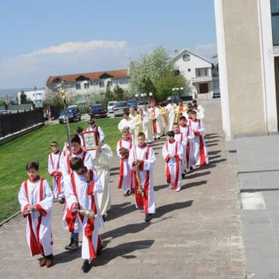 26 aprilie: Bacău "Fericitul Ieremia": Investirea noului paroh