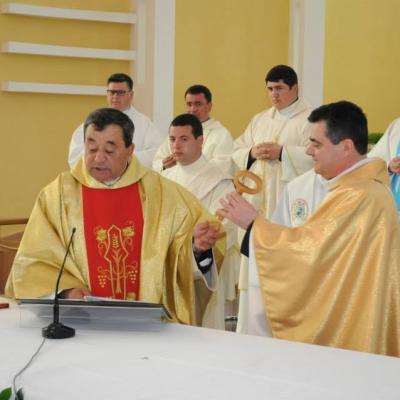 26 aprilie: Bacău "Fericitul Ieremia": Investirea noului paroh