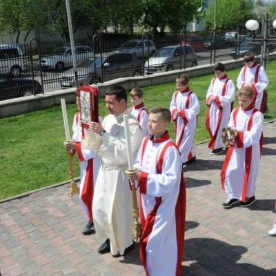 26 aprilie: Bacău "Fericitul Ieremia": Investirea noului paroh