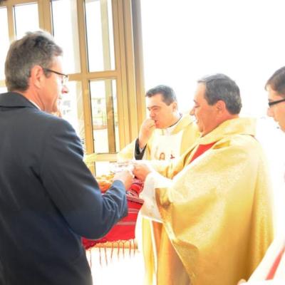 26 aprilie: Bacău "Fericitul Ieremia": Investirea noului paroh