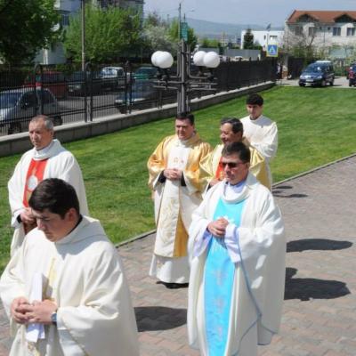 26 aprilie: Bacău "Fericitul Ieremia": Investirea noului paroh