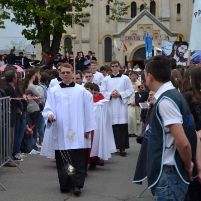 2 mai: Oneşti: Ziua Tineretului în Dieceza de Iaşi. Foto: Raluca Cocuţ, Alexandru Pricopee şi Cristian Stancu