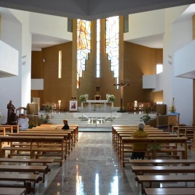 5-8 mai: Oneşti: Zile de har şi de împlinire sufletească la sanctuarul "Fericitul Ieremia Valahul"