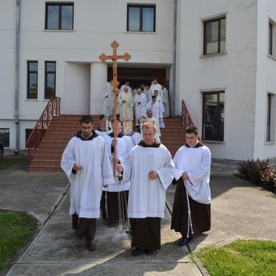 5-8 mai: Oneşti: Zile de har şi de împlinire sufletească la sanctuarul "Fericitul Ieremia Valahul"