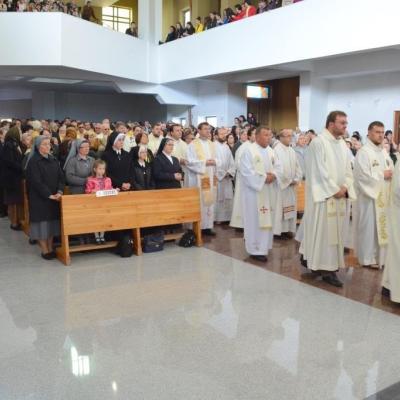 5-8 mai: Oneşti: Zile de har şi de împlinire sufletească la sanctuarul "Fericitul Ieremia Valahul"