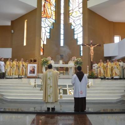 5-8 mai: Oneşti: Zile de har şi de împlinire sufletească la sanctuarul "Fericitul Ieremia Valahul"