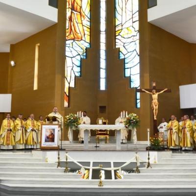 5-8 mai: Oneşti: Zile de har şi de împlinire sufletească la sanctuarul "Fericitul Ieremia Valahul"