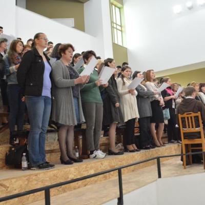 5-8 mai: Oneşti: Zile de har şi de împlinire sufletească la sanctuarul "Fericitul Ieremia Valahul"