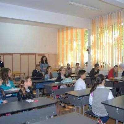 9 mai: Roman: Concursuri şcolare, faza interjudeţeană