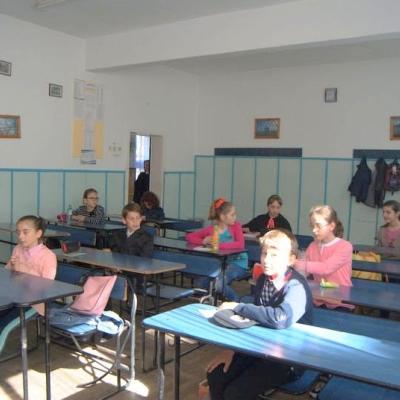 9 mai: Roman: Concursuri şcolare, faza interjudeţeană