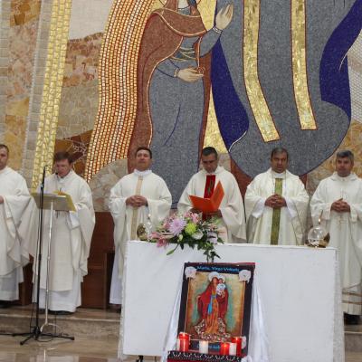 10 mai: Zaragoza: Hramul comunităţii catolice