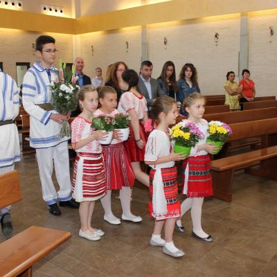 10 mai: Zaragoza: Hramul comunităţii catolice