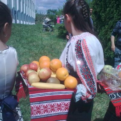 10 mai: Valea Mică: Hramul comunităţii