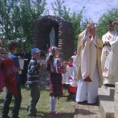 10 mai: Valea Mică: Hramul comunităţii