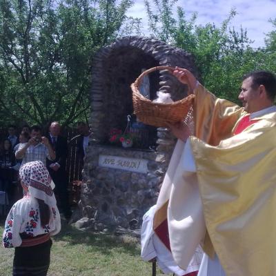 10 mai: Valea Mică: Hramul comunităţii