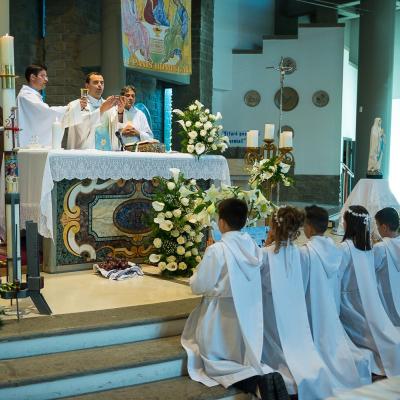 10 mai: Cesano: Prima Spovadă şi Prima Sfântă Împărtăşanie