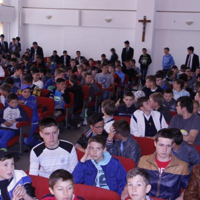 16 mai: Bacău: Campus vocaţional pentru ministranţi şi tineri