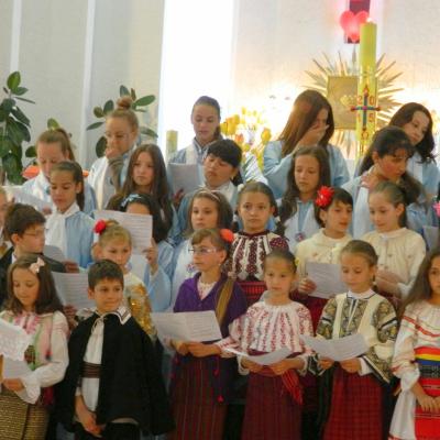 16 mai: Tămăşeni: Ziua Bolnavului